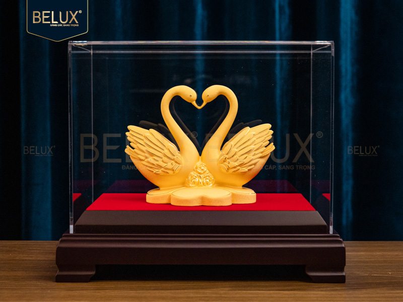 Tượng đôi thiên nga dát vàng cát  14x9.1x12cm